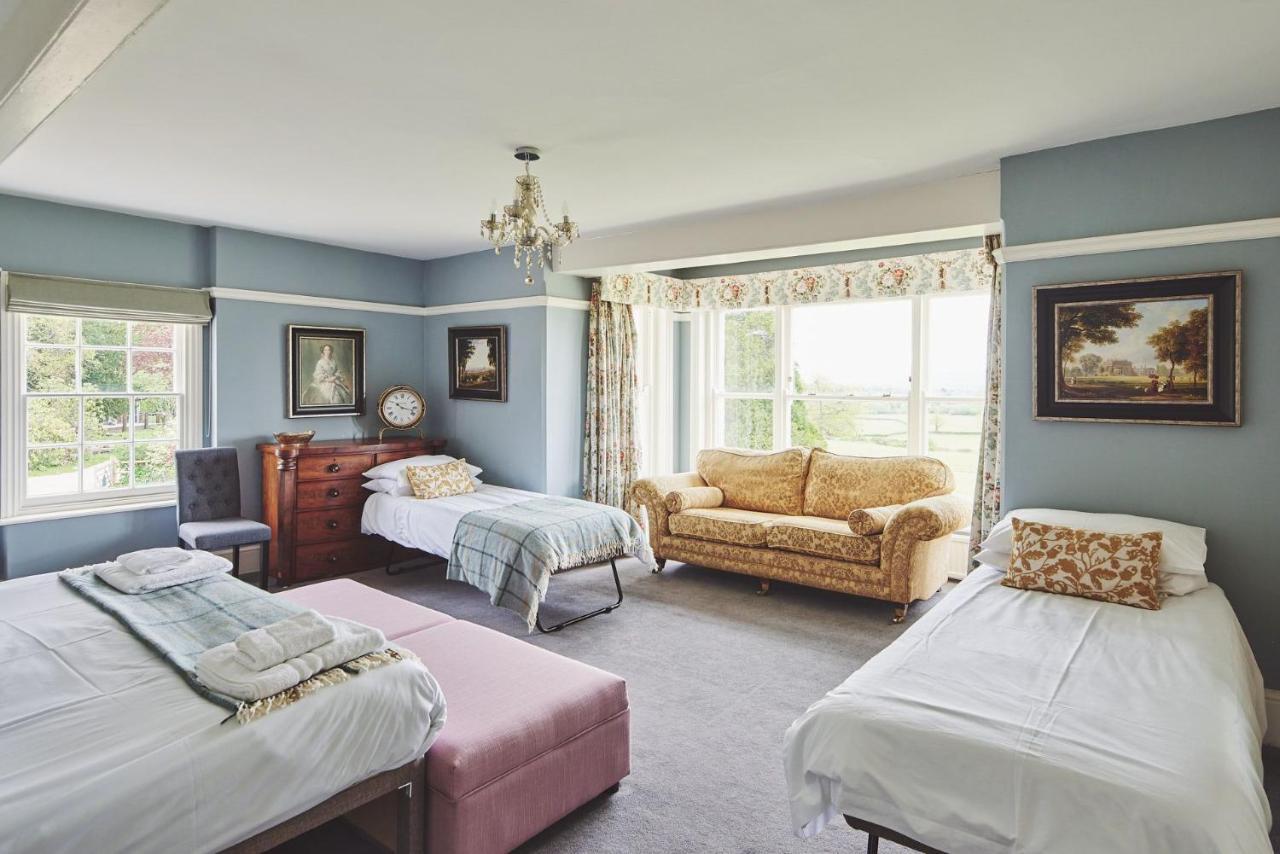 Equestrian Manor Villa Upton-upon-Severn Esterno foto