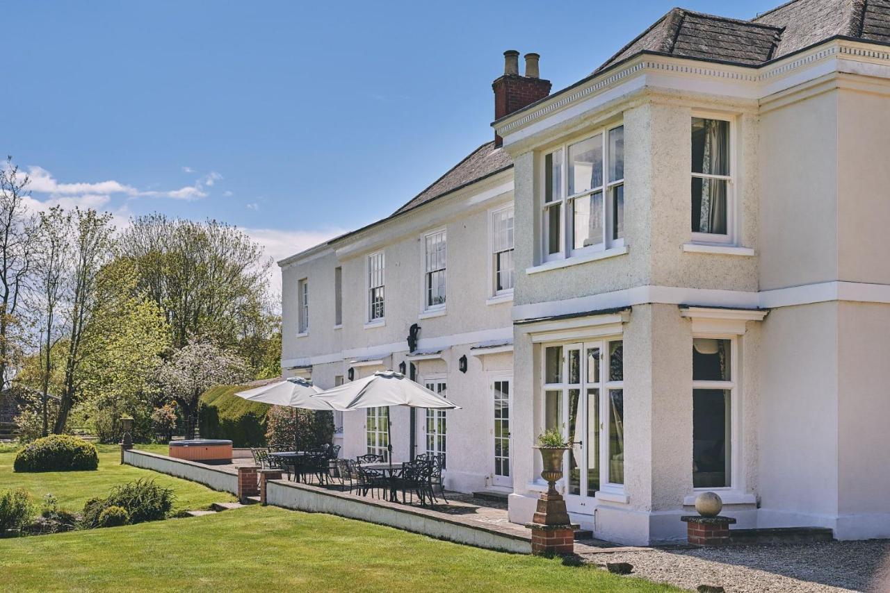 Equestrian Manor Villa Upton-upon-Severn Esterno foto